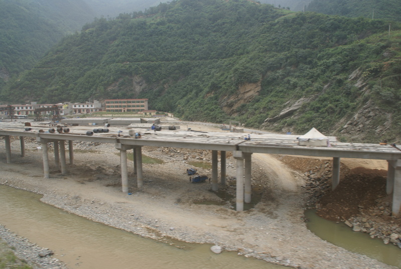 Image: /media/?path=/trips/2007-08-13 China/2007-08-19_Xi'an-Wudang/20070819-105914-0-Jon.jpg